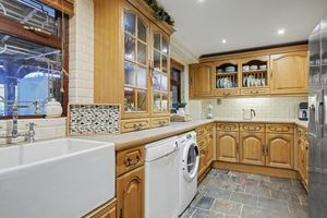 Photo 1- click for photo gallery